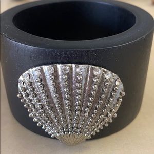 Silver shell with Crystal wood bangle.  Brand new!